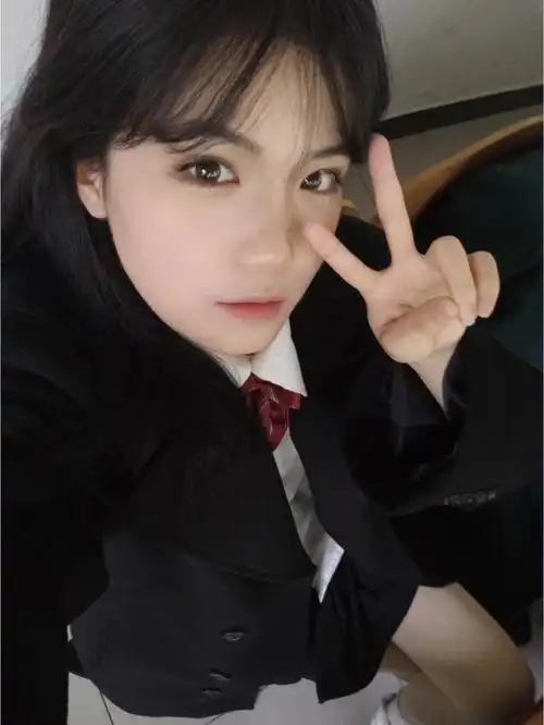 毕业朋友圈发哪张照片好看啊