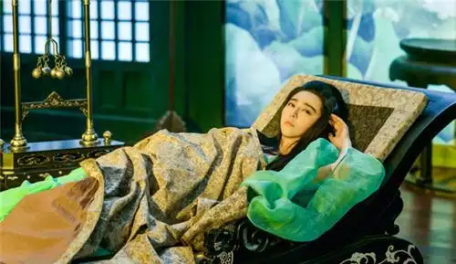 杨贵妃睡觉有个习惯一般人难以忍受唐玄宗却十分迷恋