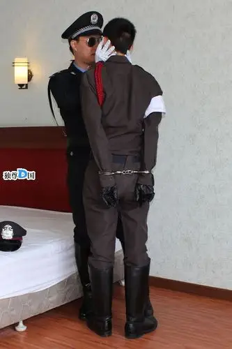 【转载】中警制服马靴泰警