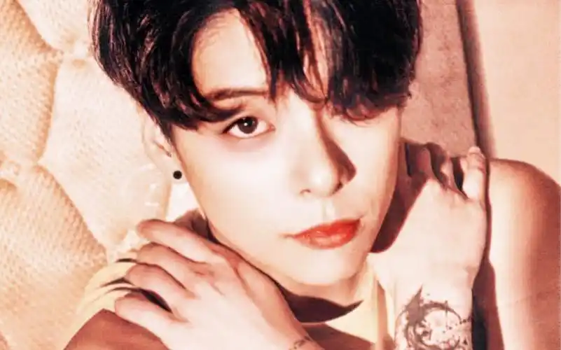 amber刘逸云人间至美都是雌雄莫辨这不就是浓颜系女a吗coldblood