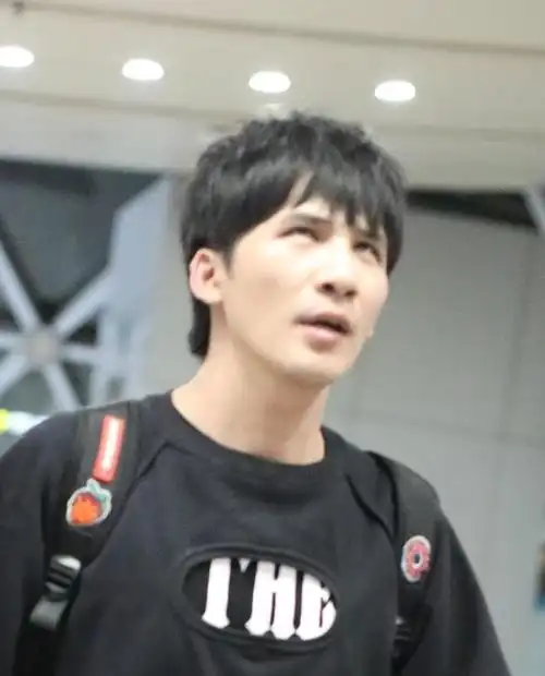 忆花儿乐队:未成年摇滚乐队?他们的故事几乎就是中国摇滚消亡史