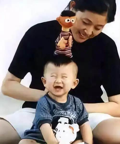 回顾倪萍:感谢陈凯歌不娶之恩,我儿子很孝顺,丈夫是绝世好男人