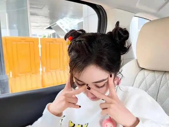 俏皮时尚哪吒头_发型