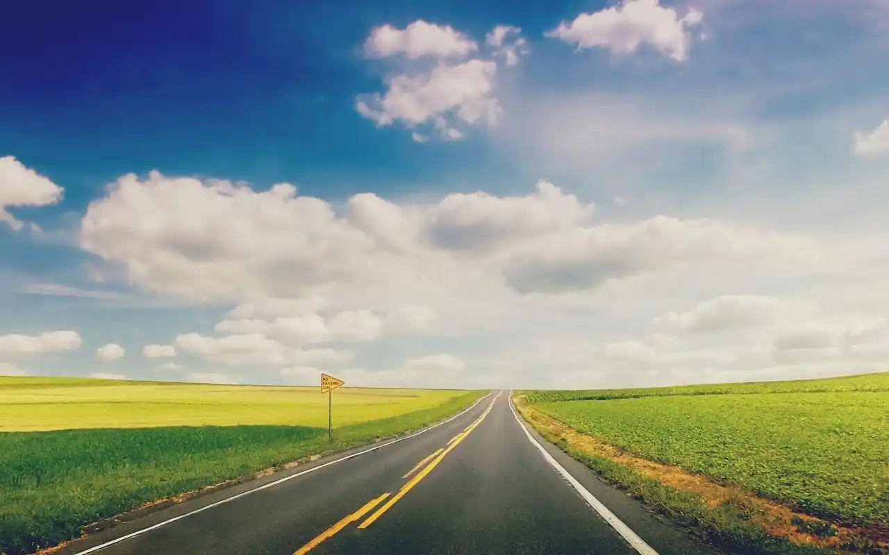 路的尽头唯美自然风光绿色护眼桌面壁纸第五辑