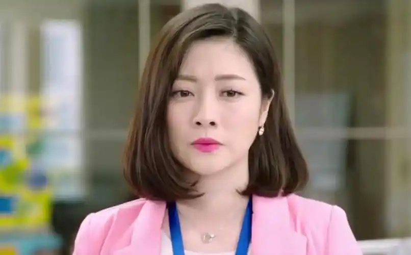 p>回娜,女,都市情感剧《 a target="_blank" href="/item/太太万岁