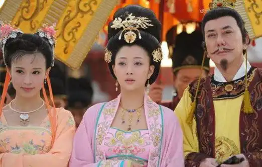 武则天和上官婉儿的关系 上官婉儿最后的结局是什么