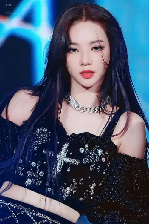 aespa刘智敏karina