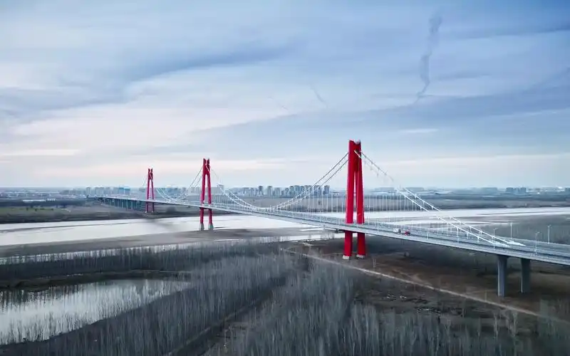 航拍济南黄河凤凰大桥,"携河北跨"走进先行区