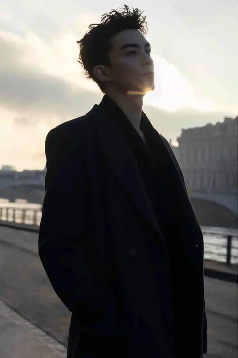 吴磊leo 我磊子哥越来越帅了9999999999 - 抖音