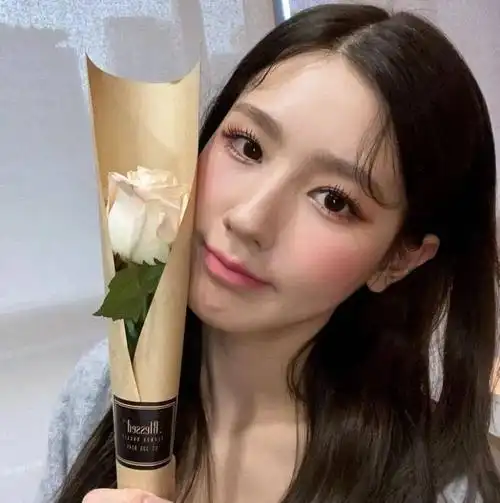 微信头像赵美延