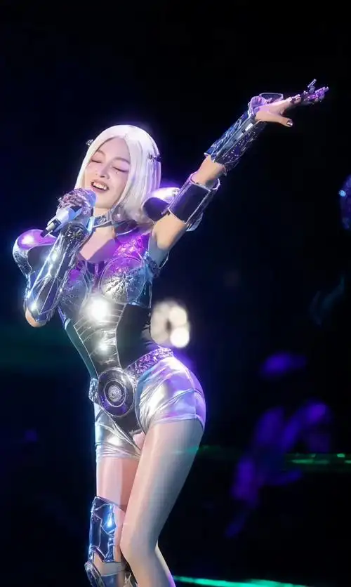 张韶涵演唱会百变舞台造型大赏:音乐圈有自己的百变小樱!