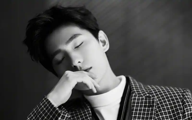 遇见八月男友杨洋,高清壁纸图片,大陆明星-回车桌面