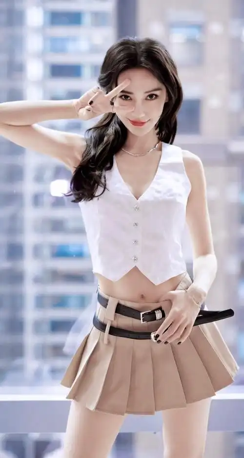 angelababy的颜值永远在线,笑的像个明媚艳丽的小公主……__财经头条