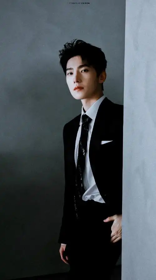 杨洋#* 壁纸黑西装yyds94