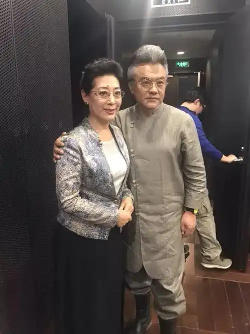 关牧村 | 为您解密 台前幕后的故事.