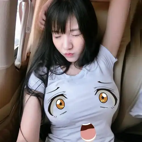 修身显胸大创意搞笑t恤女恶搞学生搞怪短袖性感可爱显瘦卡通表情