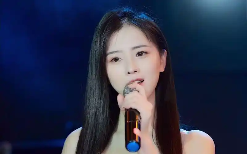 不是因为寂寞才想你麦兜兜