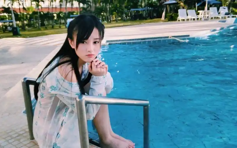 【snh48】【鞠婧t】【泳装】这么可爱的女孩子你确定不看?