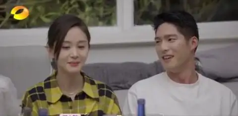 玩真的王子文被偶遇和吴永恩同游三亚