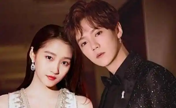 鹿晗相恋7年女网友自述小长文,追讨女友身份,关晓彤保持沉默