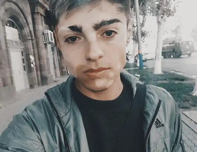 出生时被天使吻过的独特长相金色瞳孔兄弟绝对美到惊艳