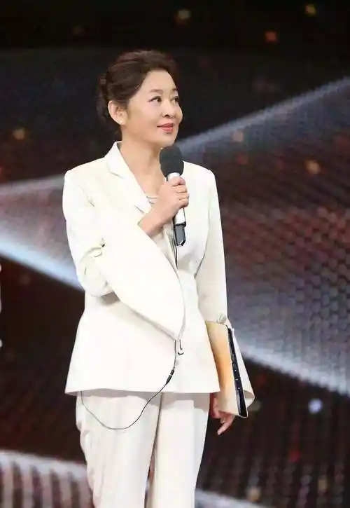 倪萍老公是谁「倪萍老公是谁?倪萍之前多段情史揭秘」