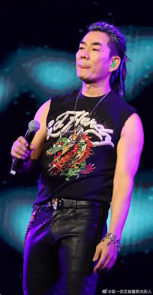 谁的青春里没有一个任贤齐##齐迹2024##任贤齐##为了一个任奔赴一座