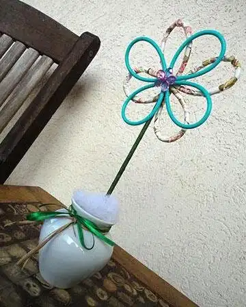 生活手工教程:铁丝变废为宝制作漂亮装饰花-铁丝工艺品 | 玩艺儿网