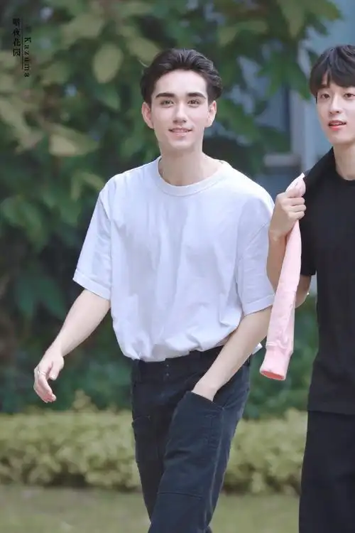 mitchell和马超话#黑人牙膏白酵素助力创造营和马闪耀闯关#0303下班