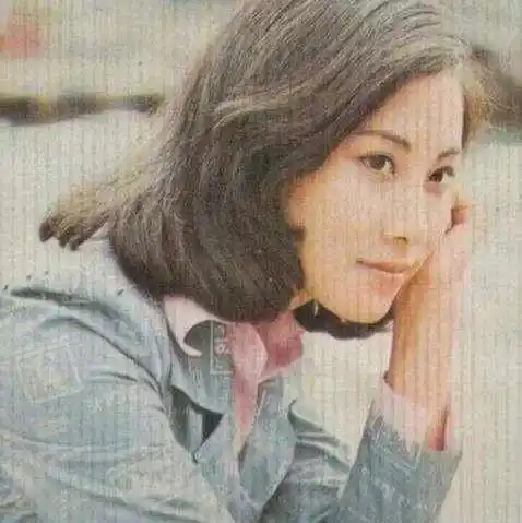 汪明荃年轻时罕见照片:谁的青春不曾美丽过?