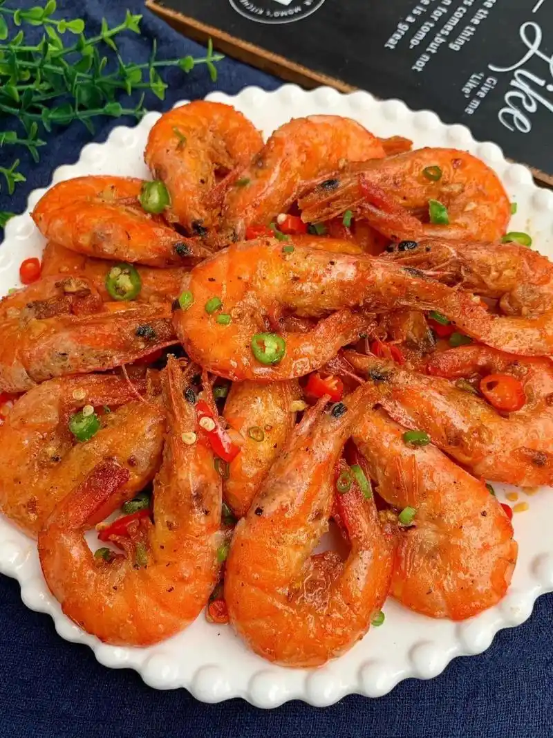 这个椒盐虾|香酥到连壳都不放过~太好吃啦!