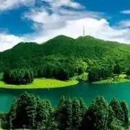 青山绿水美景微信头像唯美蓝天白云青山绿水头像点击鼠标右键下载