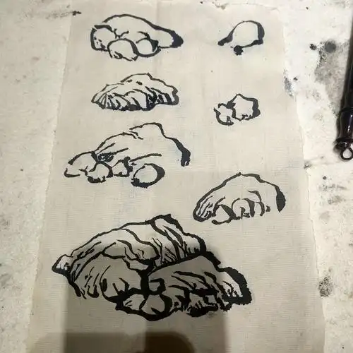 枫树山南屏锦源小学国画社团2结课,第二课石头《石头》