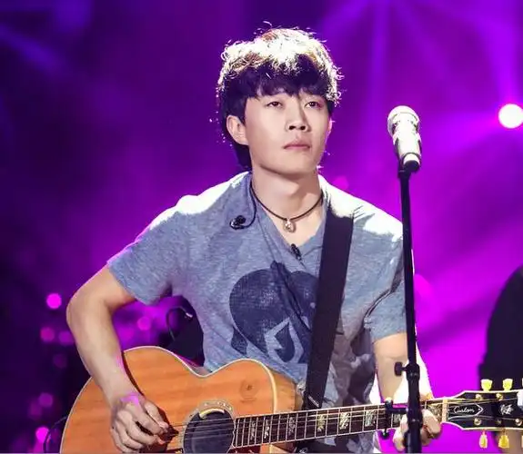 珍惜当下五十四歌手赵雷