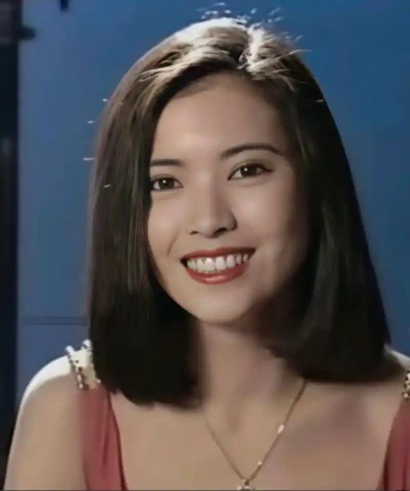 年轻时的蓝洁瑛,谁都会惊叹她的美吧,那时的她真的如港媒说的"靓绝