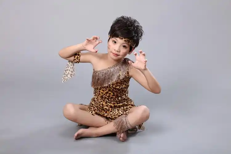 一折孙悟空服装_儿童万盛节表演出道具服装西游记孙悟空虎皮裙/野人裙