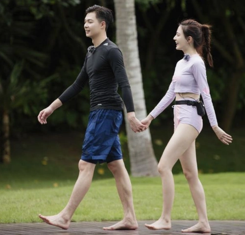 有种"炫富"叫徐璐的泳衣,价格曝光后,网友纷纷直呼:考虑考虑