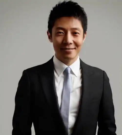 撒贝宁带孩子游迪士尼,儿女正脸照首度曝光!