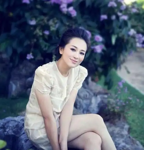 知名演员涓子当红时低调嫁圈外丈夫先后生两子46岁越活越美