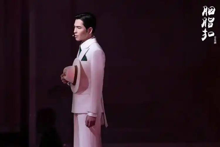 文化运动的思想交锋,五四运动的风起云涌,南陈北李相约建党的一往无前