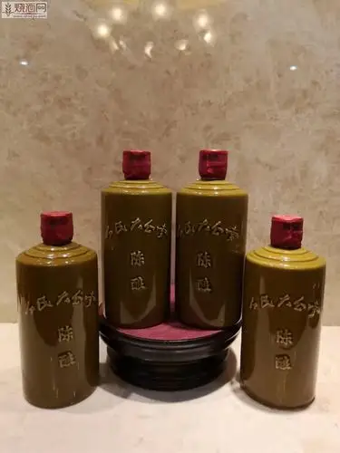 14年人民大会堂陈酿,重量都在925克以上