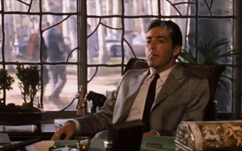 教父麦克柯里昂荣耀背后刻着一道孤独阿尔帕西诺