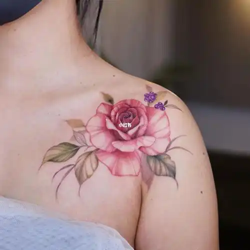 肩膀纹身锁骨纹身花纹身女生小清新纹身