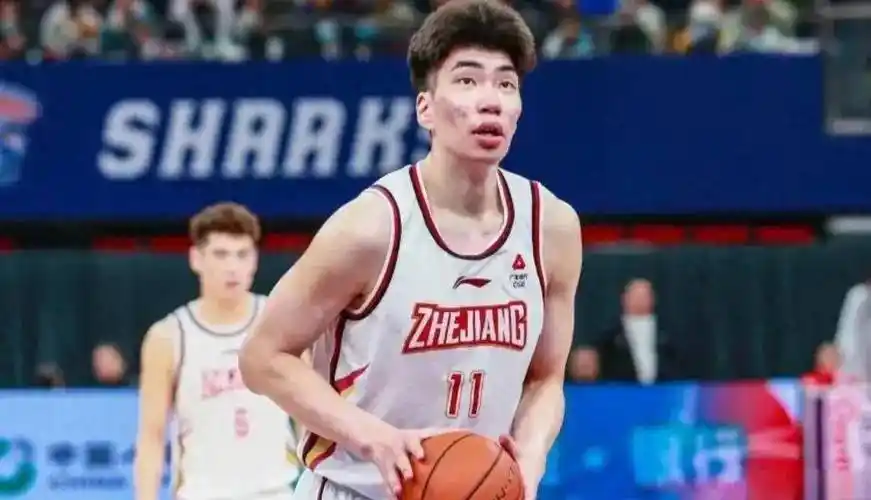 cba战报萨林杰空砍32分浙江11286大胜深圳取6连胜