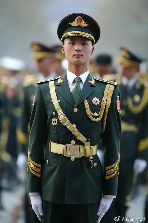 超帅气的解放军三军仪仗队中国男神团当之无愧