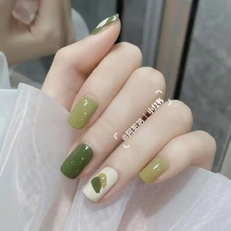 牛油果奶昔🥑ins风极简绿色清新美甲 绿色系敲适合夏天,视觉降温!