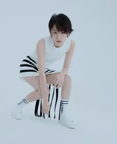 斗鱼成果图片写真爱情公寓诸葛大力长发照片斗鱼主播成果微博生活照