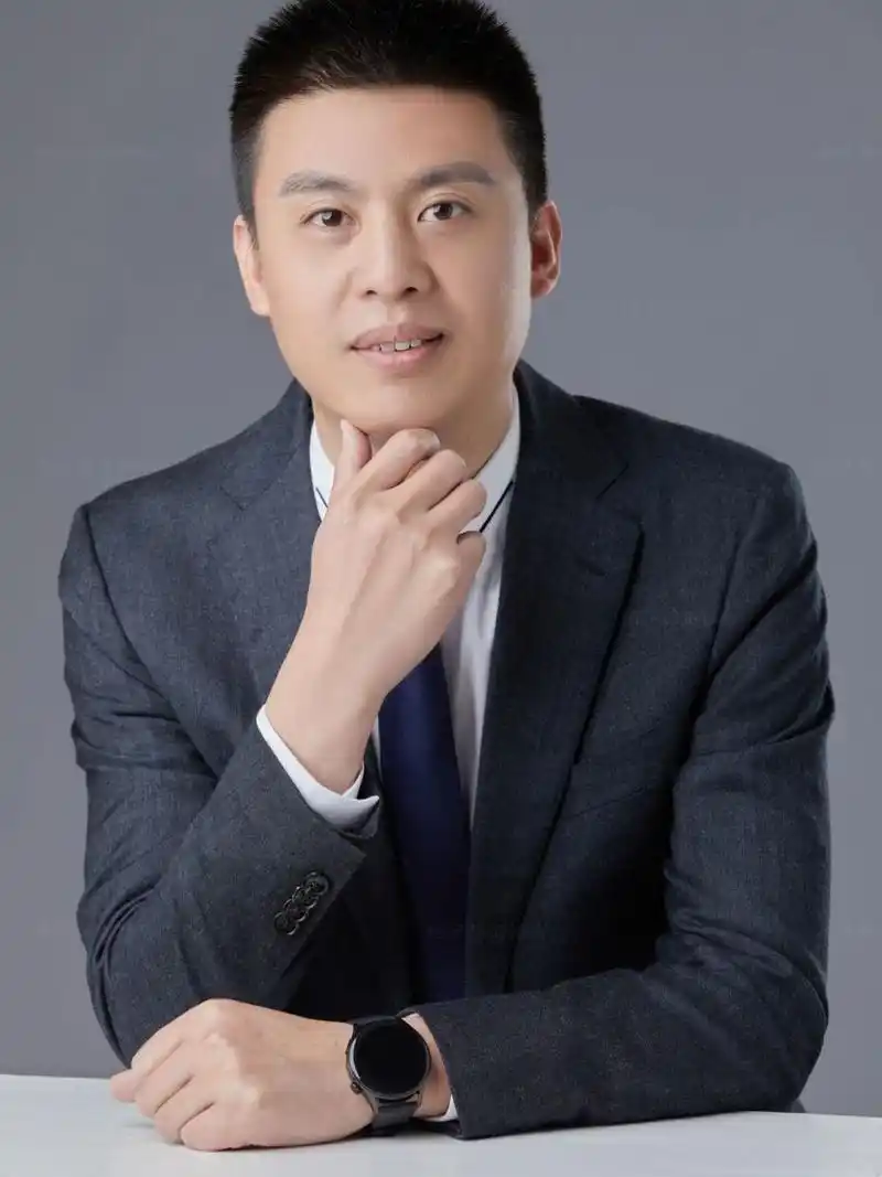 深圳男士商务正装形象照|职业照 90格子摄影工作室 一身正气的西装