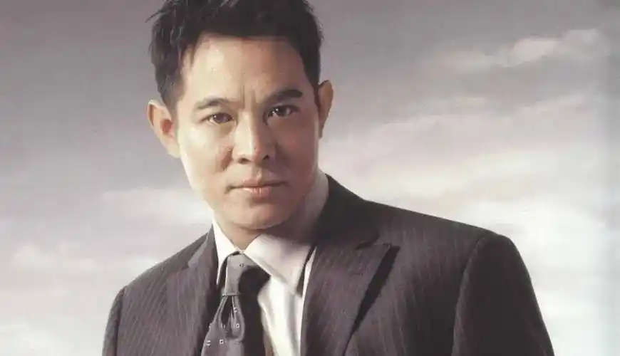 著名武打演员李连杰现状:身形憔悴,不复当年!_荧幕_的力量_岁月