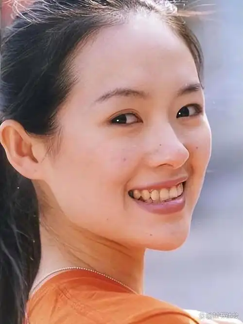 现实版樊胜美章子怡父母兄长吸血全因为汪峰才能逃脱